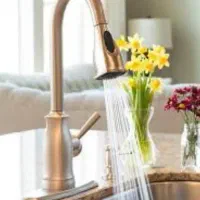 نصب وتعمیر پمپ اب،ابگرمکن لوله کشی،شیرالات و فرنگی