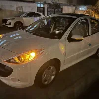 پژو ۲۰۷ پانا مدل ۱۴۰۴ کارکرد ۹ هزار برج ۴ فول