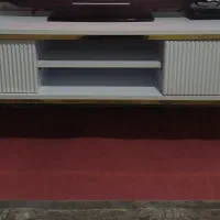 میزتلویزیون سفید