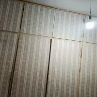 کمد دیواری سالم کل کمد و باهم میدم کامل با چهارچوب