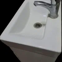 روشویی کابینتی وساده همراه شیر