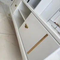 میز تلویزیون و جلو مبلی