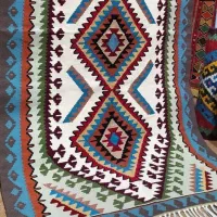 گلیم دستبافت  طرح سنتی