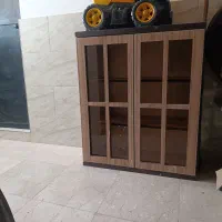 کتابخانه دیواری