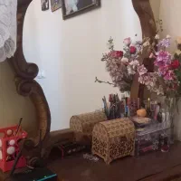 میز آرایش وآینه با دو پاتختی