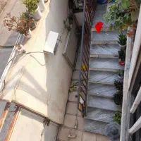 خانه دوطبقه .طبقه اول بفروش میره‌‌راه ش جداست