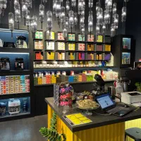 نیروی کار در کافه خانم آقا|استخدام خدمات فروشگاه و رستوران|تهران, نظامی گنجوی (توانیر)|دیوار