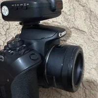 دوربین عکاسی ۸۵۰ دی با تجهیزات