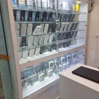 میز موبایل فروشی