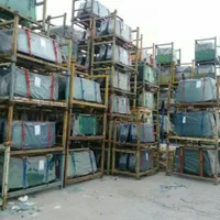 *پخش شیشه اتومبیل و شبانه روزی*