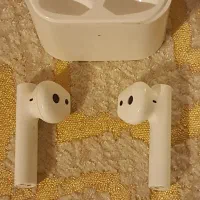 ایرپاد شیامی اورژینال نیازبه تعمیر