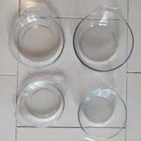 دو عدد ظرف پیرکس اصل مجانی هدیه داده می شود