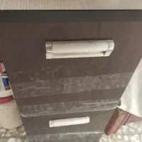 یه میز ناهارخوری ودوتامیزکشو داربفروش میرسد