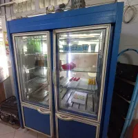 یخچال فروشی