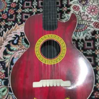 گیتار|گیتار، بیس، امپلیفایر|میانه, |دیوار