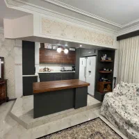 ۸۵متر لب خط خیابان راهن