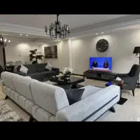 ۶۴متر تاپ لوکیشن/سالن پرده خور/بازسازی شده