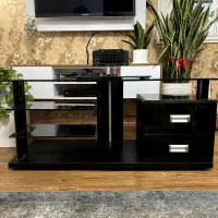 میز TV هایگلاس