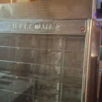 ویترین خیلی جا دار