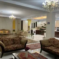 یک-واحد-آپارتمان-215-متری