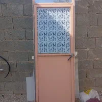 درب سرویس بدون پوسیدگی در حد نو اندازه