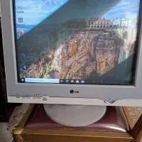 مانیتور crt مارک lg