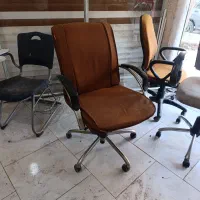تعدادی صندلی جک دار سالم