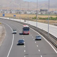 ملک زمین برجاده اراک قم تهران حاجی آباد تا راهجرد