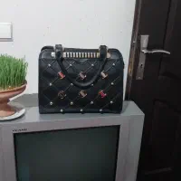 کیف و کفش نو شیک|کیف، کفش، کمربند|برخوار, |دیوار