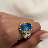 انگشتر توپازسانچیا زمرد