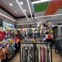 فروشنده خانم