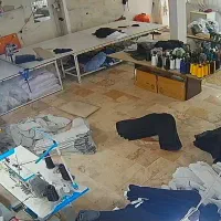 وسط کار یا پادو در تولیدی پوشاک