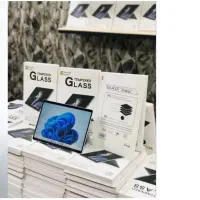 گلس سرفیس و لپ تاپ