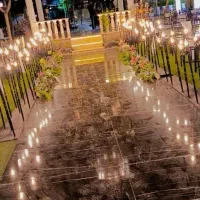 عمارت شیشه ای