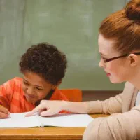 معلم خصوصی کلاس دوم وسوم ابتدایی هستم حضوری