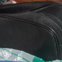 کیف دستی مشکی با کارت ملی و گواهینامه بنام ایوبی