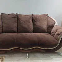 مبل شرکتی ۷ نفره کاملا سالم و راحت و اسکلت محکم