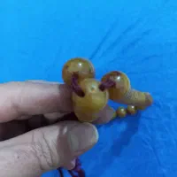 تسبیح سندلوس رگه دار کهنه آلمان ۸۰گرم به قیمت|جواهرات|تهران, خانی‌آباد|دیوار