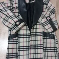 پالتو وبارانی|لباس|سلماس, |دیوار