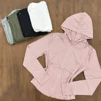 انواع لباس های ورزشی زنانه ایرانی و وارداتی|لباس|نظرآباد, شهرک سید جمال الدین|دیوار