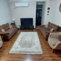 مبلمان و میز وسط