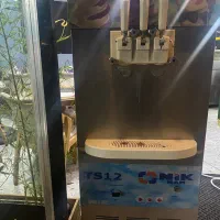 دستگاه بستنی تک فاز مدل ۸۶ دو موتوره(نگهدارنده)