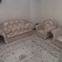 مبل ۷ نفره راحتی همراه روکش و عسلی ضد خش