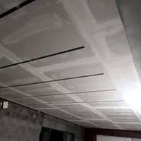 شاگرد کناف تمام وقت با روحیه بالا