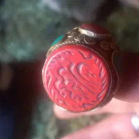 آنگشتر وظروف عتیقه