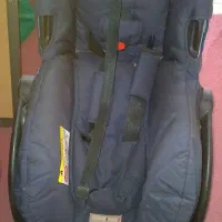 صندلی ماشین کودک دارای سایبان وکیسه هوا کاملا سالم|اسباب و اثاث بچه|کرج, شهرک اوج|دیوار