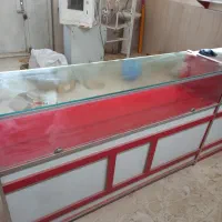 ویترین وقفسه مغازه