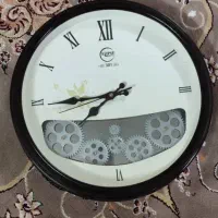 ساعت دیواری