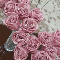 گل روبانی زیبا