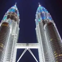 پیش فروش واحد90متری برفرازآسمان دریاچه چیتگر/تهاتر